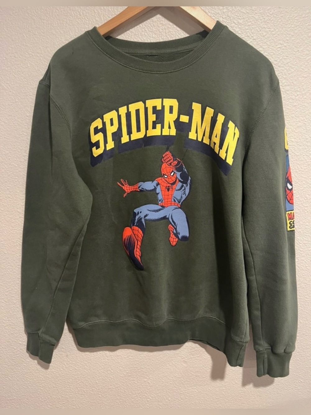 Spider-Man Marvel Oversized Graphic Crewneck Sweater M